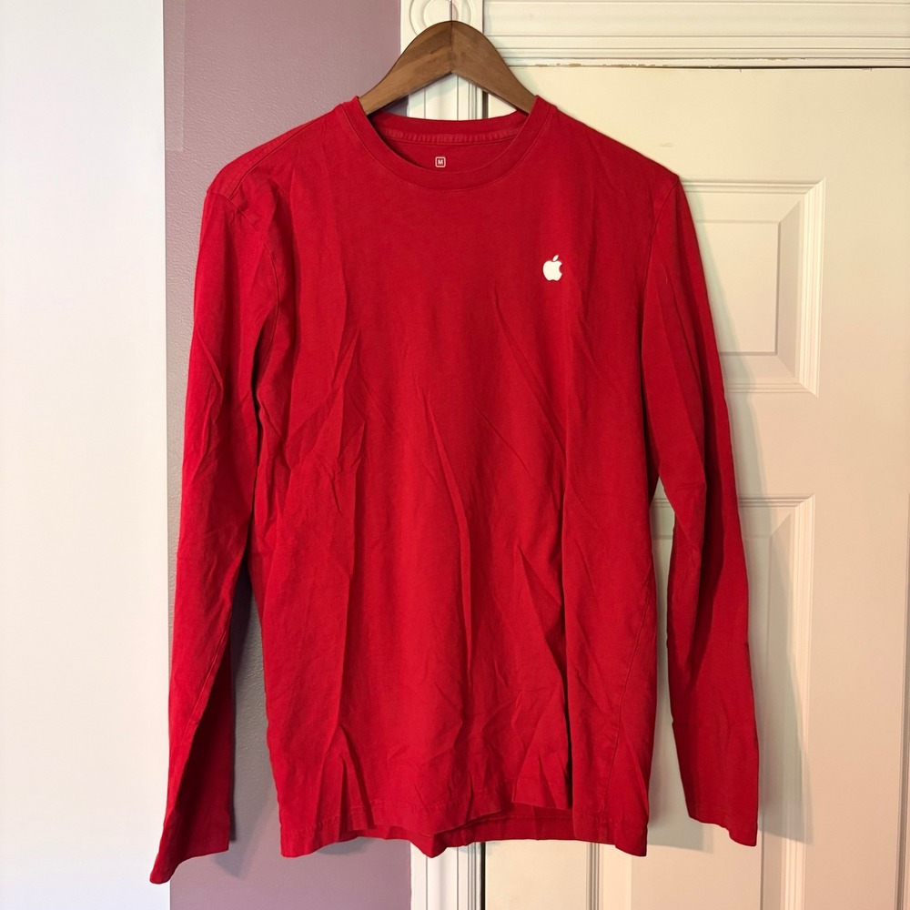 Apple Long Sleeve T-Shirt Medium Tech‎ Red Employee Merch Logo Cotton Tee M